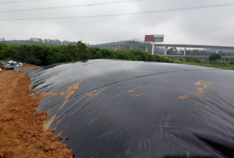 黑膜沼气池 黑膜沼气池